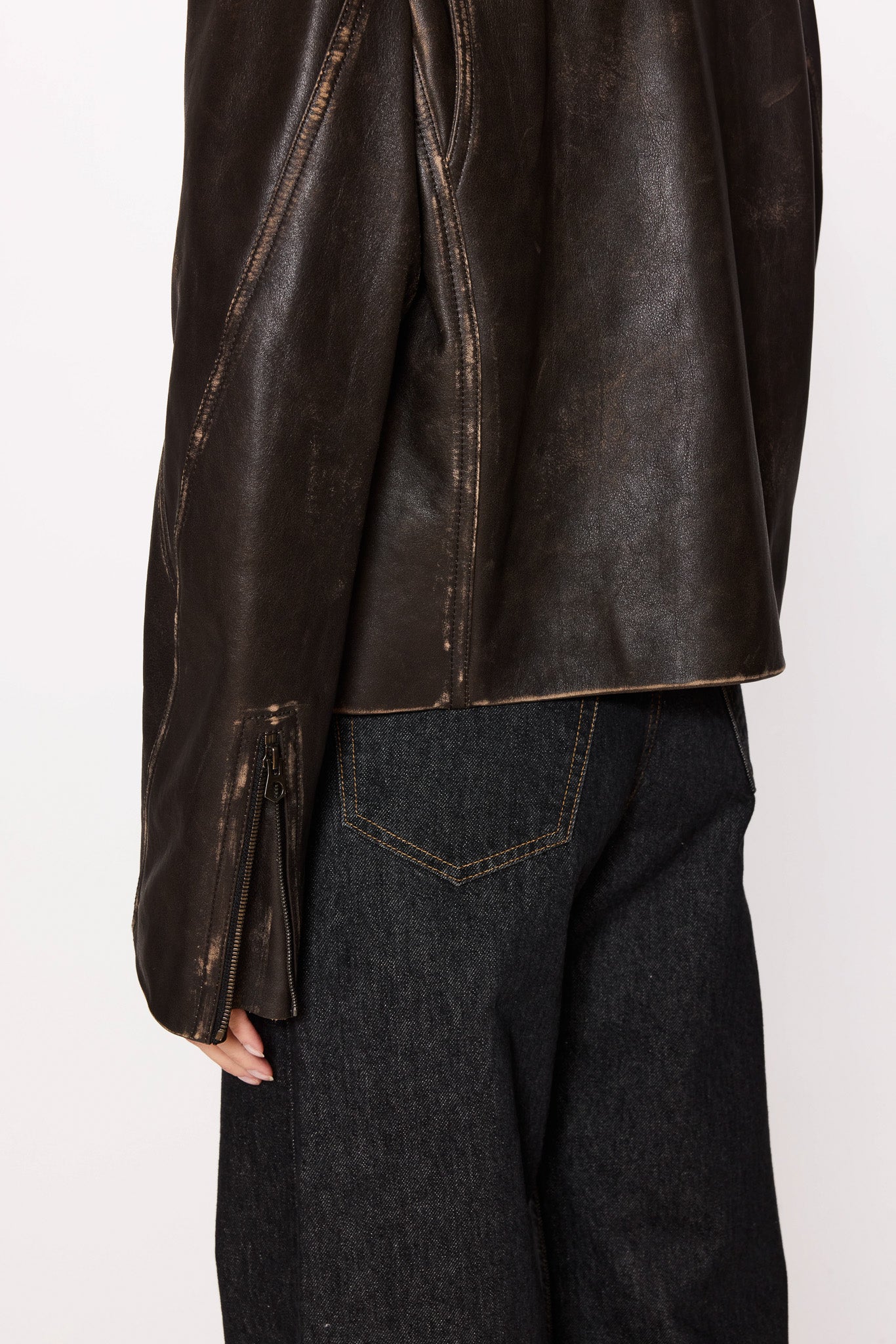 Boxy Leather Jacket - Image 7