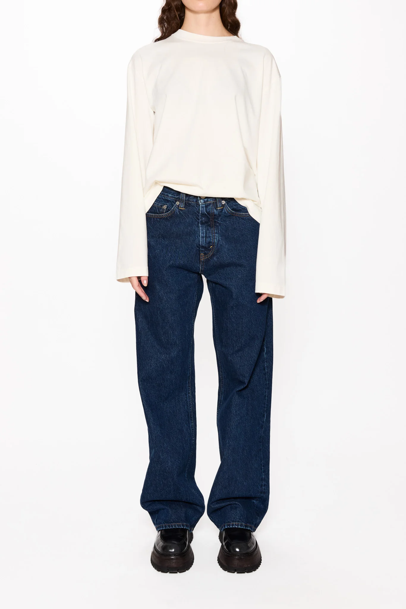 Relaxed Longsleeve - Image 7