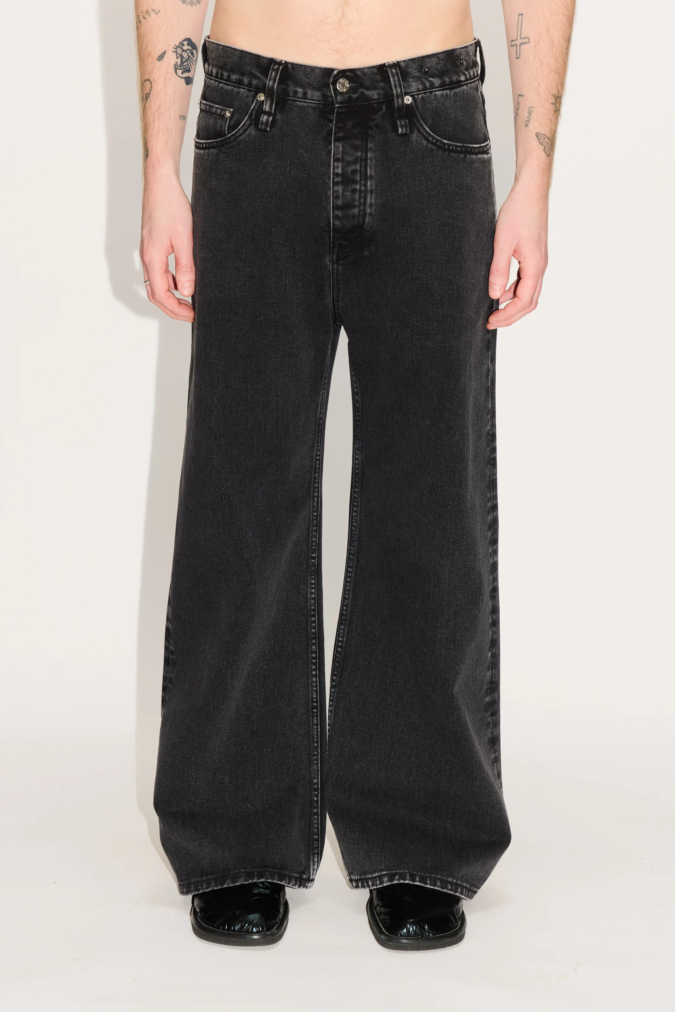 Wide-Leg Jeans - Image 2
