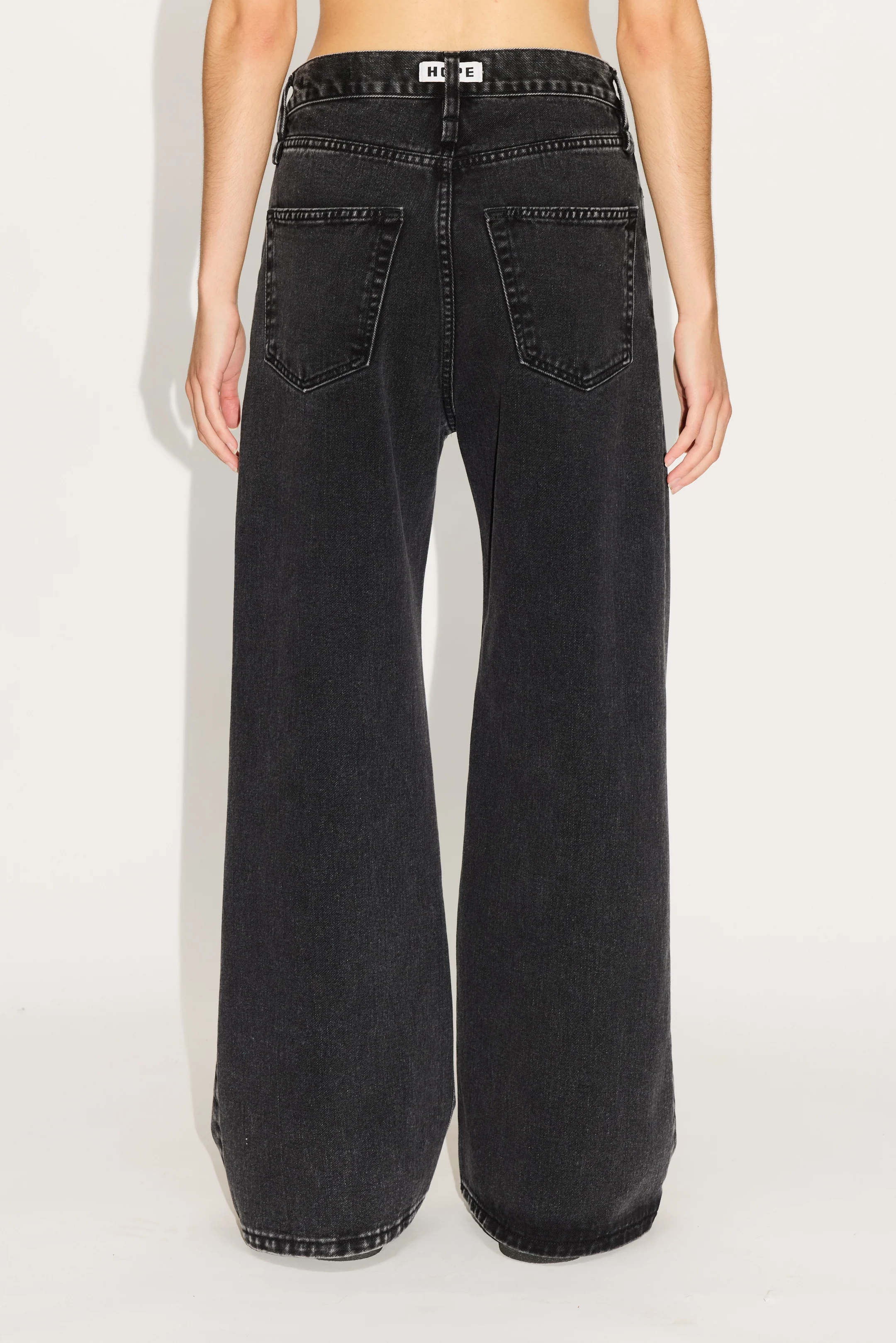Wide-Leg Jeans - Image 5