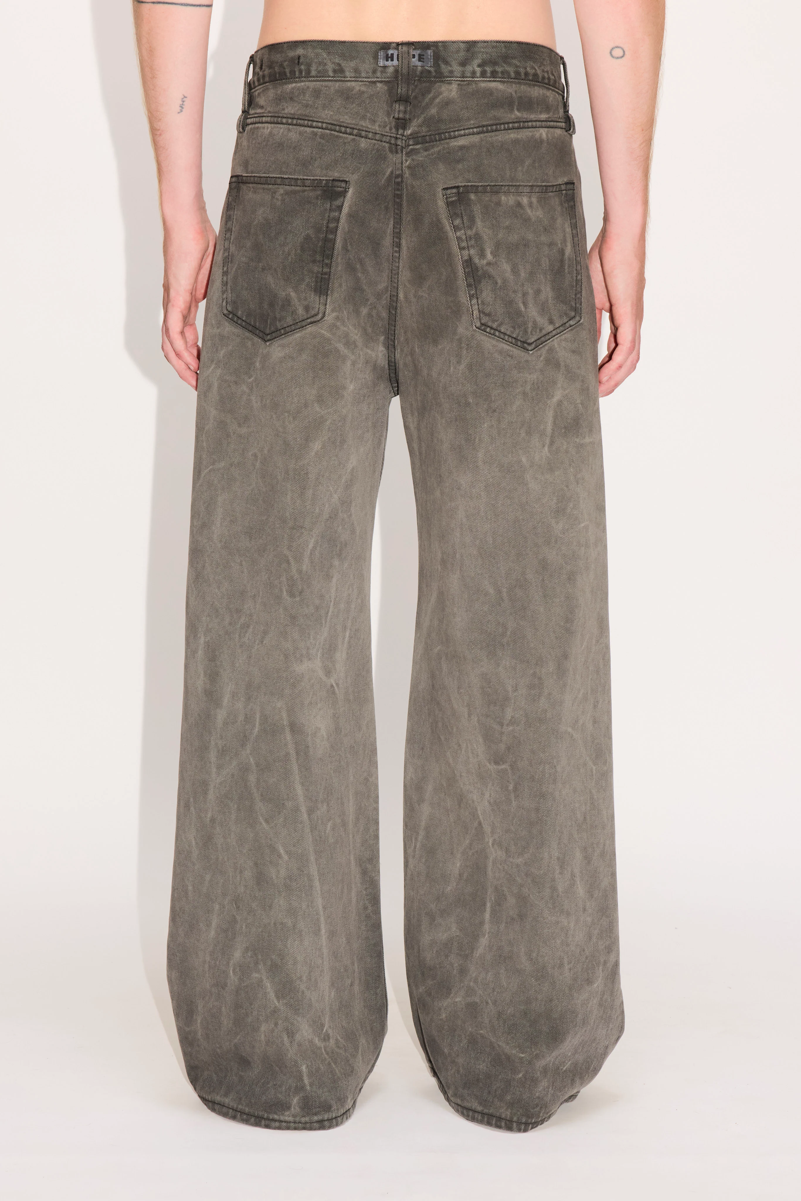 Wide-Leg Jeans - Image 4